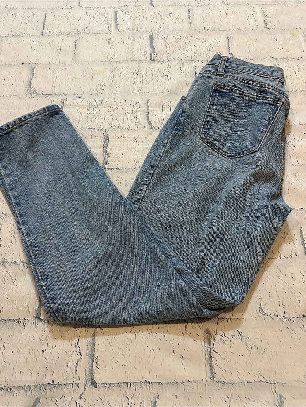 Brandy Melville J. Galt Light Blue High-Waist Ankle Jeans